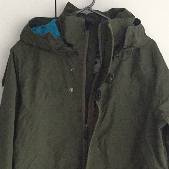 Oakley Ski Jacket - Picture 10 of 11